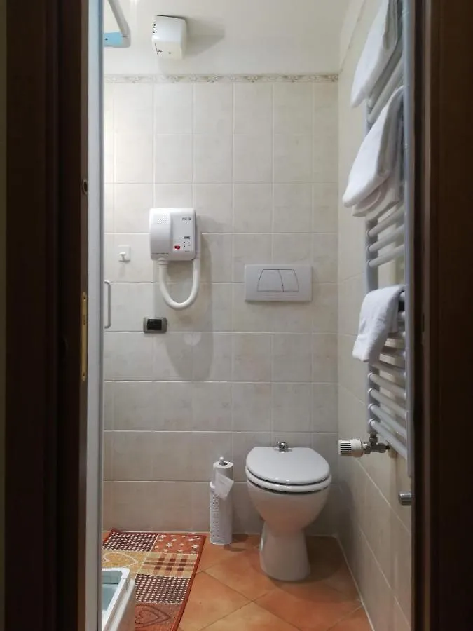 Affittacamere La Loggia Levanto Guest house