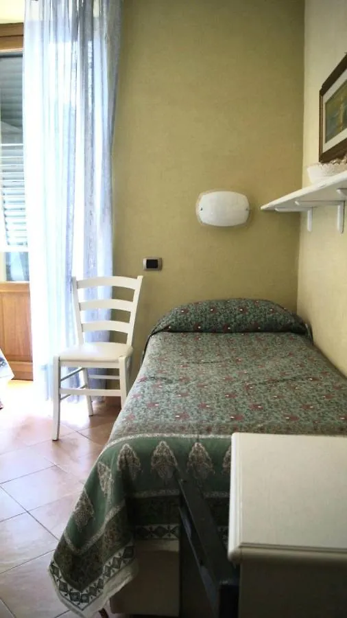 Affittacamere La Loggia Levanto Guest house